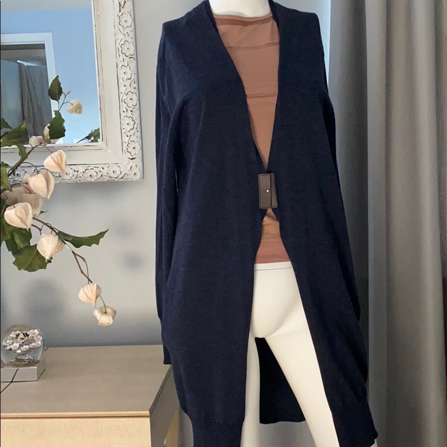 Lafayette 148 Cardigan. Leather Closure. Xs